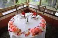 Mesa nupcial con solo los novios - 1