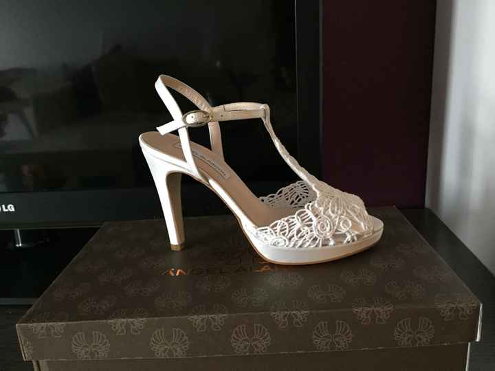 Mis zapatosssssss - 1