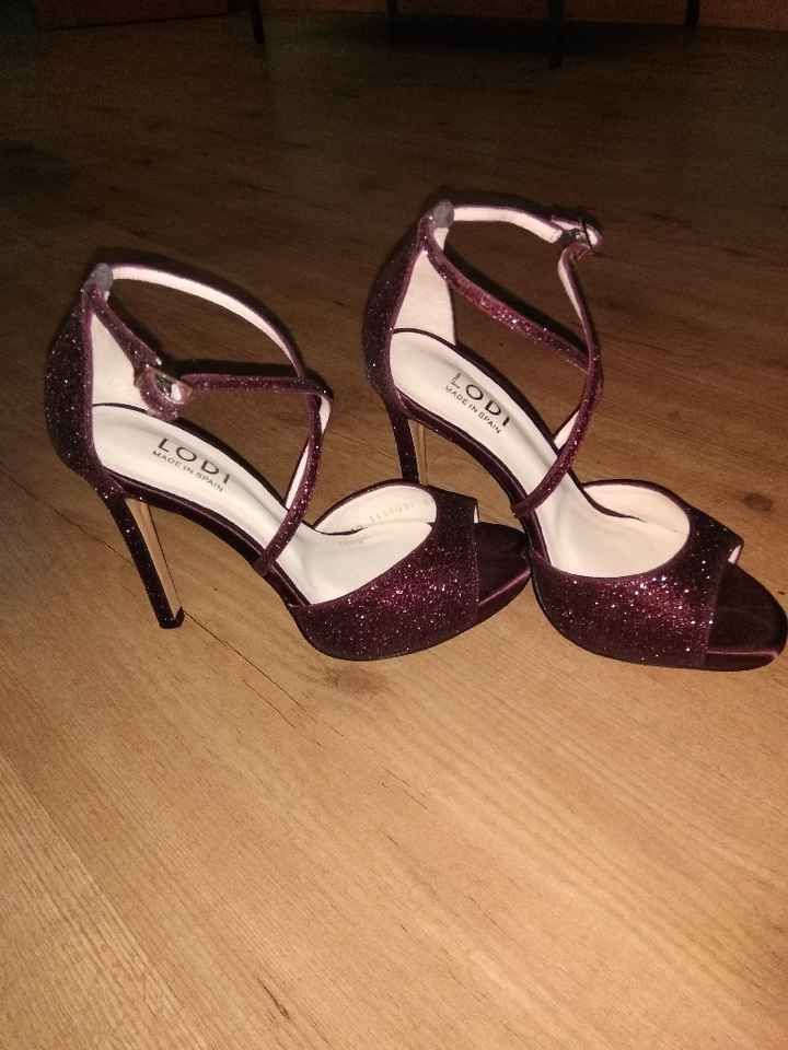 Cuando te enamoras de otros zapatos - 1