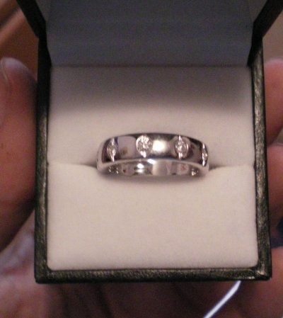 anillo de compromiso