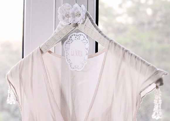 Perchas para vestido novia