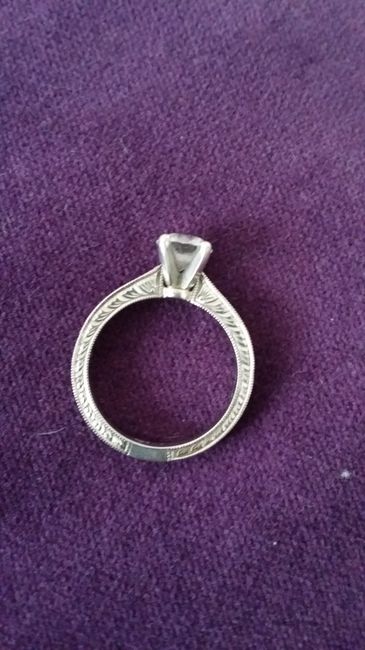 Pongamos todas nuestro anillo de compromiso - 2