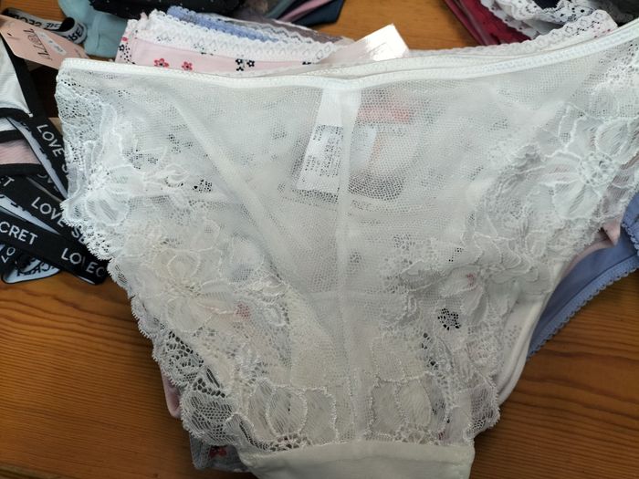 Por fin encontré ropa interior 4