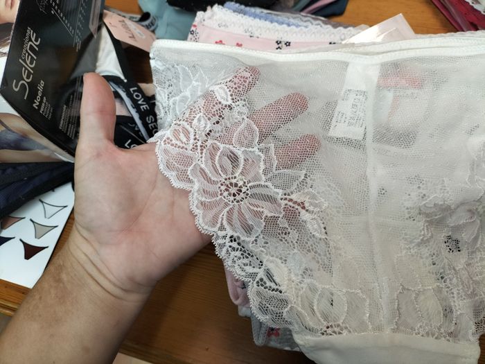 Por fin encontré ropa interior 5
