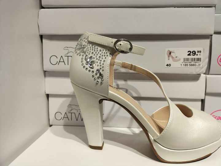 Zapatos, indecisa - 1