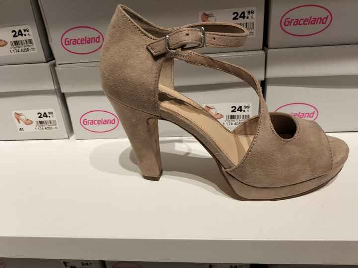 Zapatos, indecisa - 2