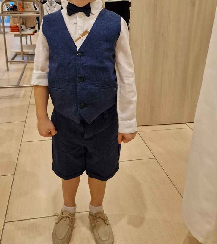 Ya está vestido mi niño - 1