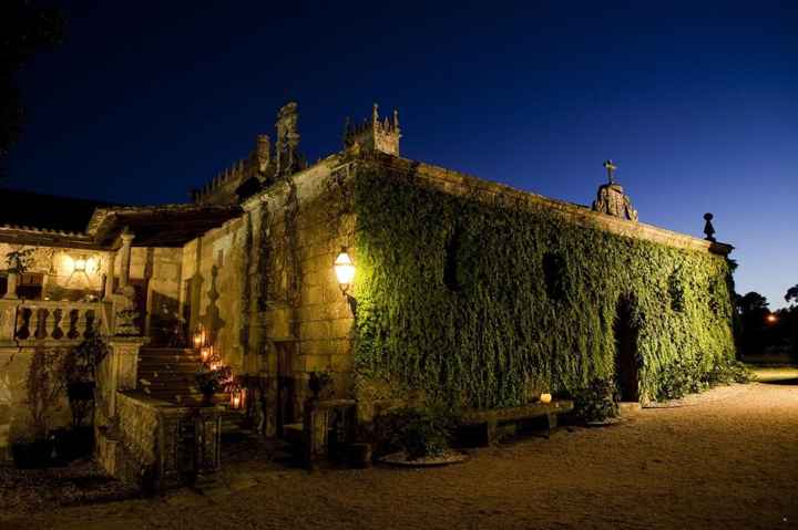 Esta zona del Pazo es la entrada a los dormitorios, pero la escalera da juego para buenas fotos, no 