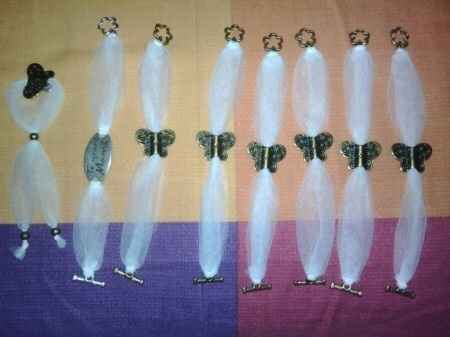 Pulseras con retales del vestido novia - 1