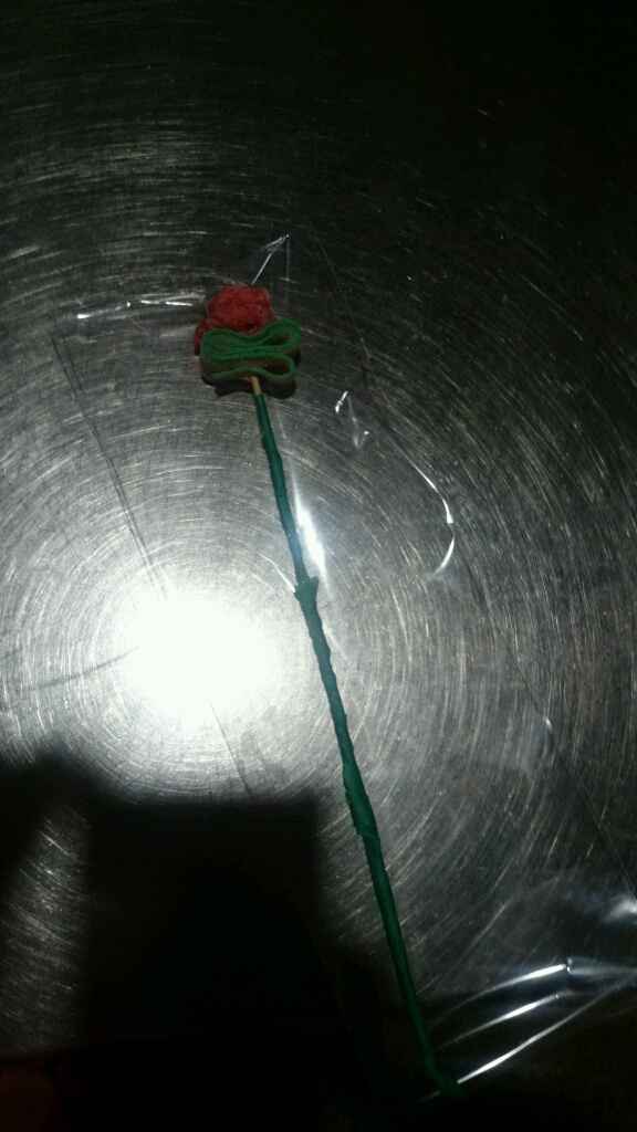 Manualidades rosas con lenguas - 2