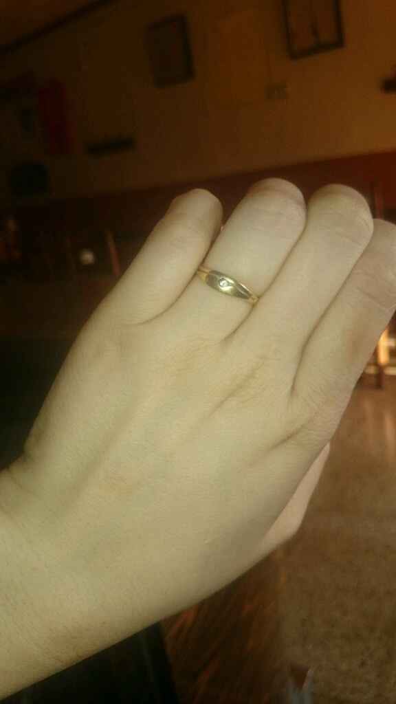 Pongamos todas nuestro anillo de compromiso - 1
