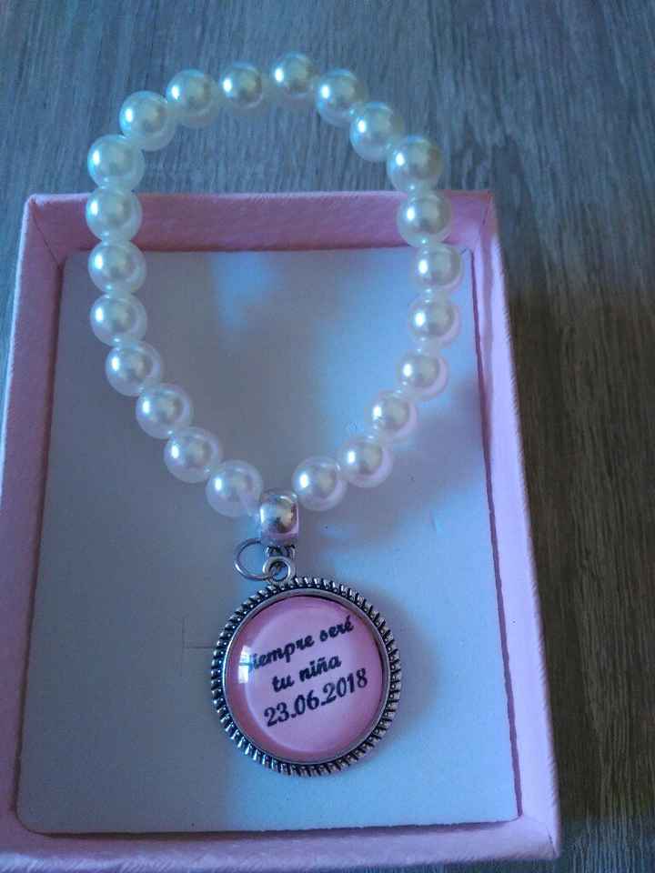 Uno de los regalos madres - 2