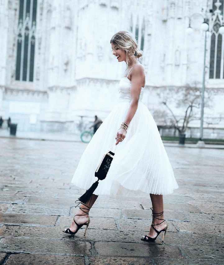  Dos vestidos? - 1