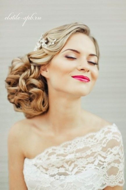 Peinado y maquillaje 