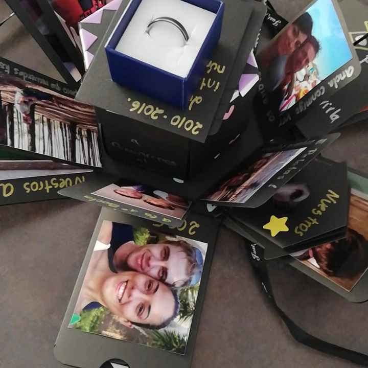 ¿Se arrodilló cuando te dio el anillo? - 1