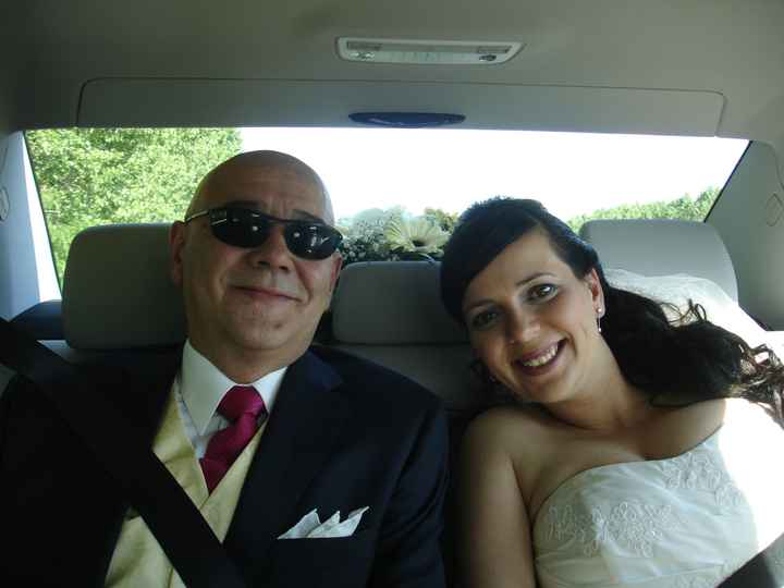 EN EL COCHE