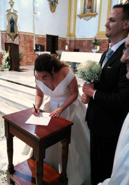 Firma 2 (al novio le queda muy bien el ramo jajaja)