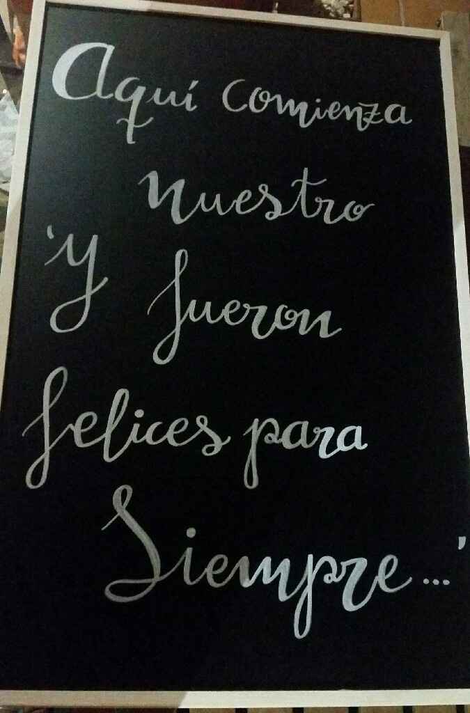 Boceto de pizarra y led encendido. - 1