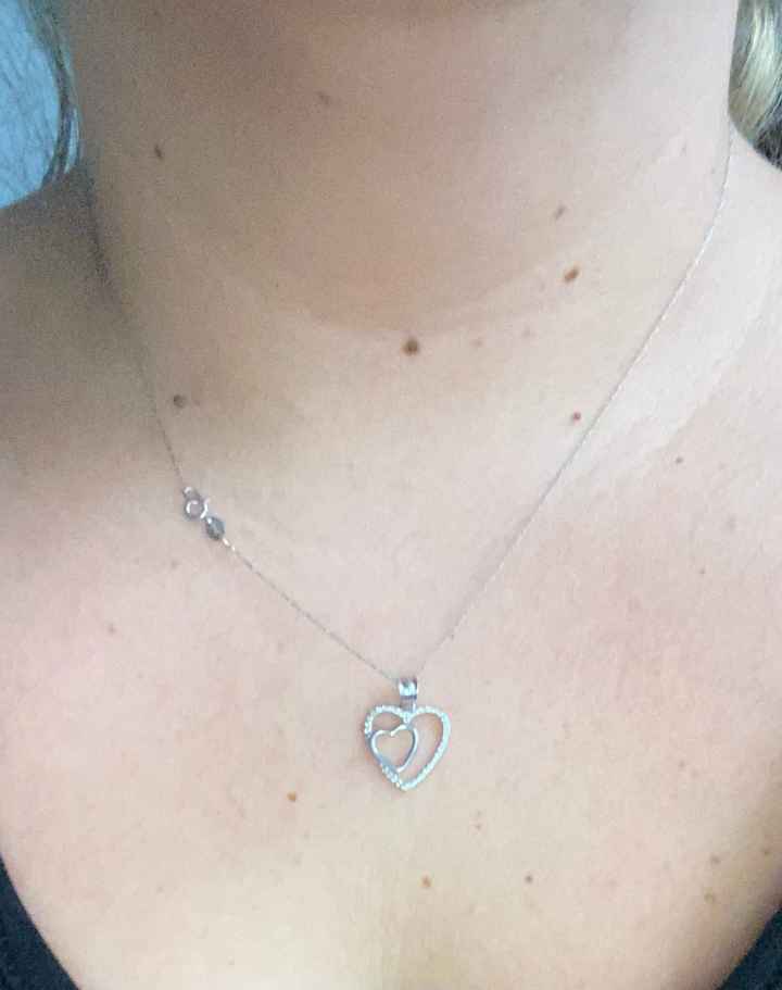 Collar vestido escote corazón duda 🔎❤️👀 - 1