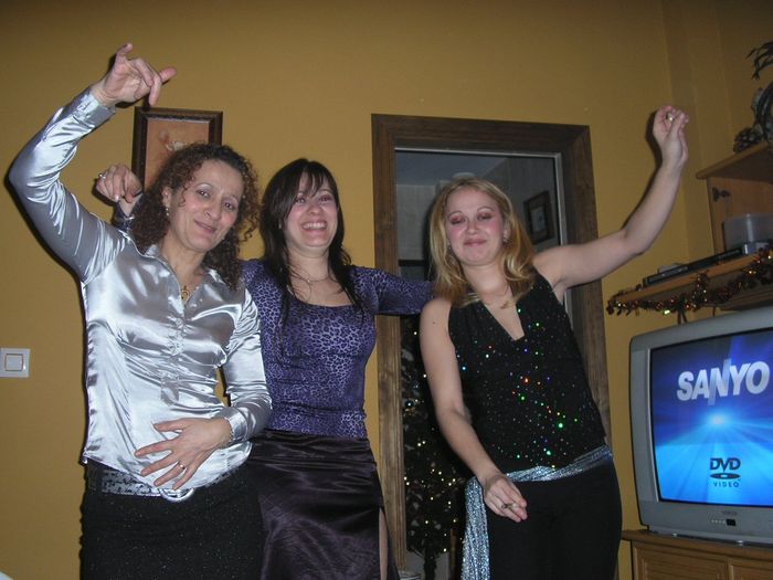 MI MADRE,MI HERMANA Y YO