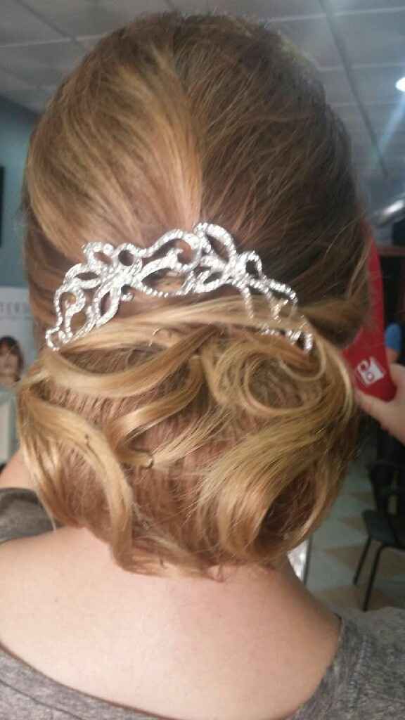 Prueba de peinado y maquillaje ^^ - 2
