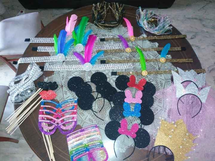 Por fin terminé mis accesorios del photocall ^^ - 1