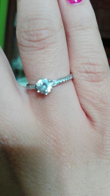 Vuestro anillo de prometida - 1