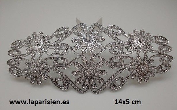broche 3