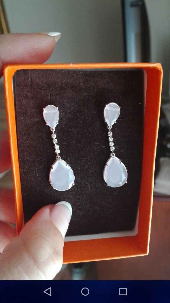 Mis pendientes de novia - 1