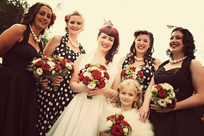 novia pin up