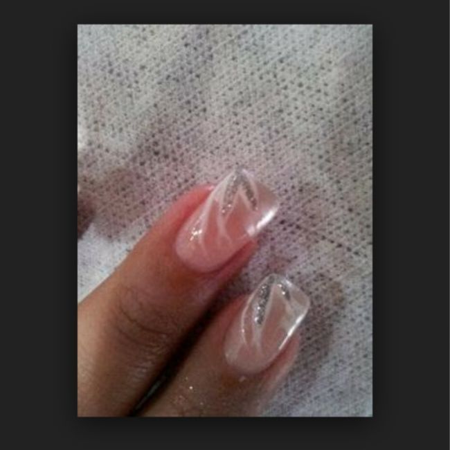 Uñas de gel de las ya casadas. - 1