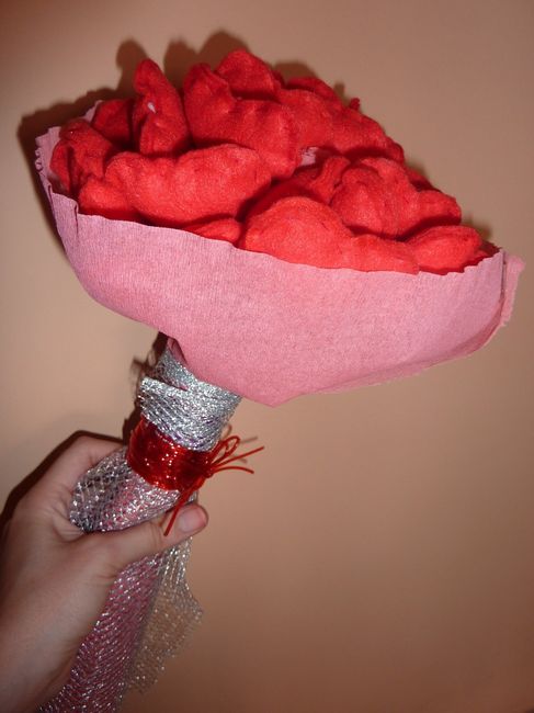 Ramo corazones fieltro