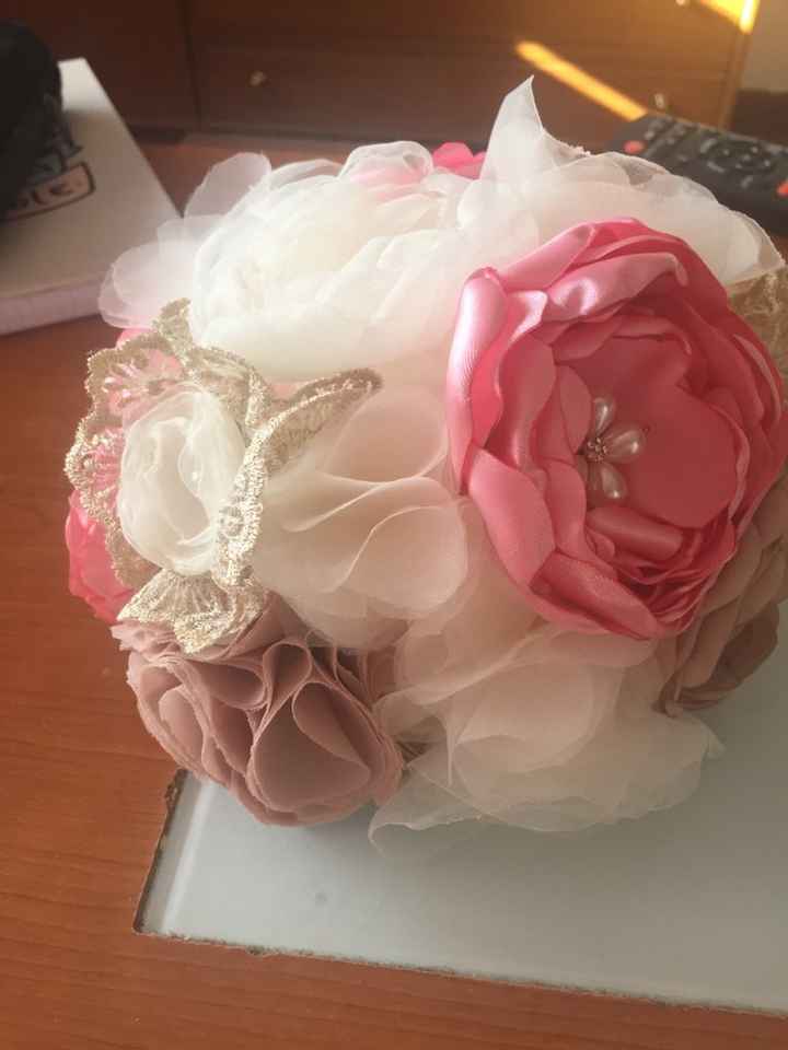 ¿ramo de flores o hechas a mano? - 2