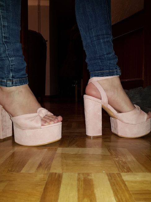 Me enseñais vuestros zapatos ?? - 1