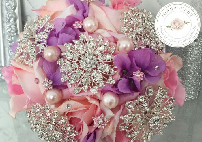  Ramo y flores para vestido color champagne????? - 1