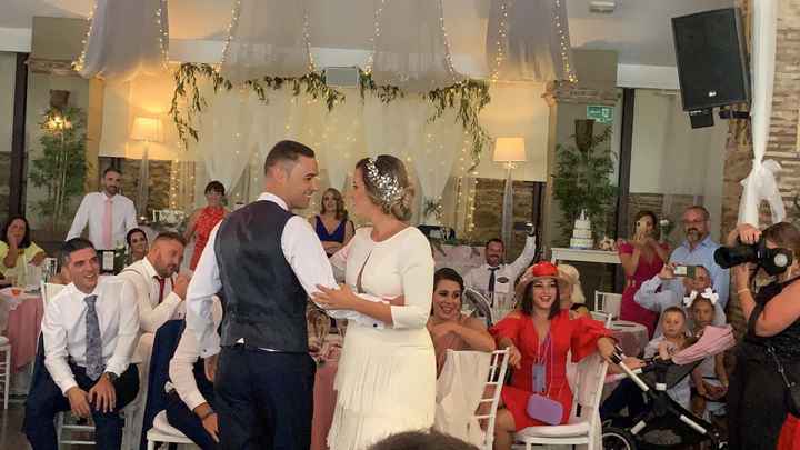Os cambiarías de vestido para el baile? - 2