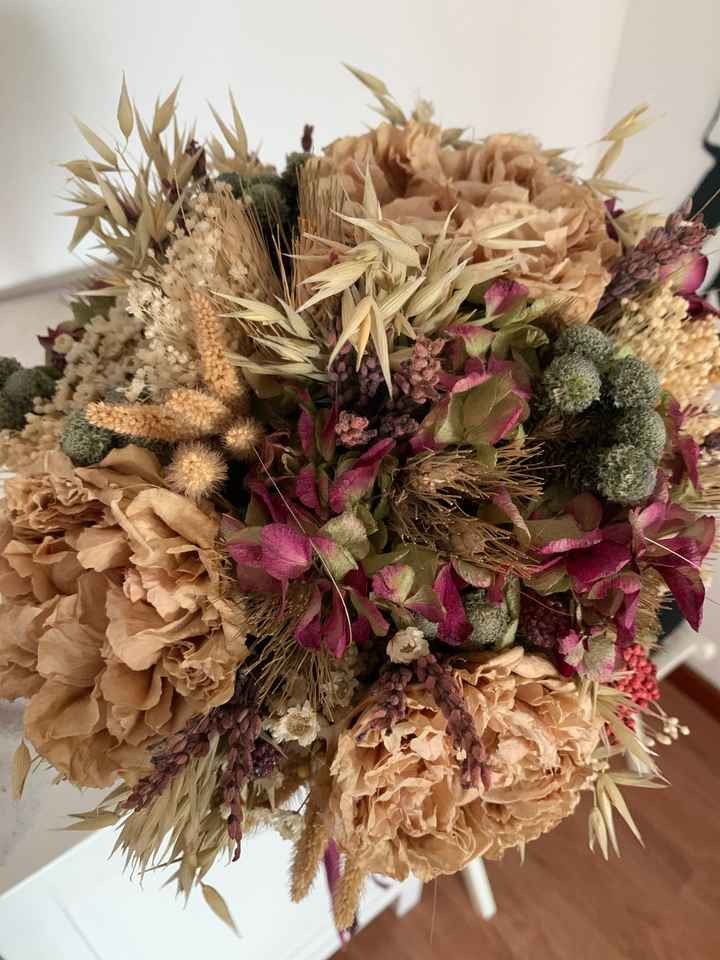 Ramo de novia con flores preservadas ¿sí o no? - 2