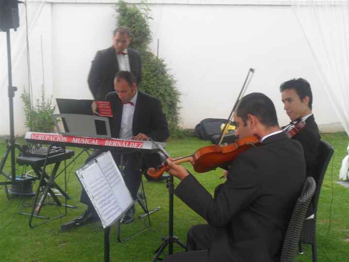 musica en directo durante la ceremonia