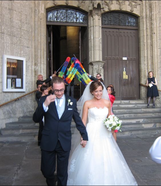 Saliendo de la Iglesia