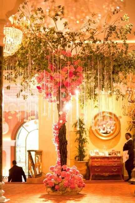 Escort cards tree
