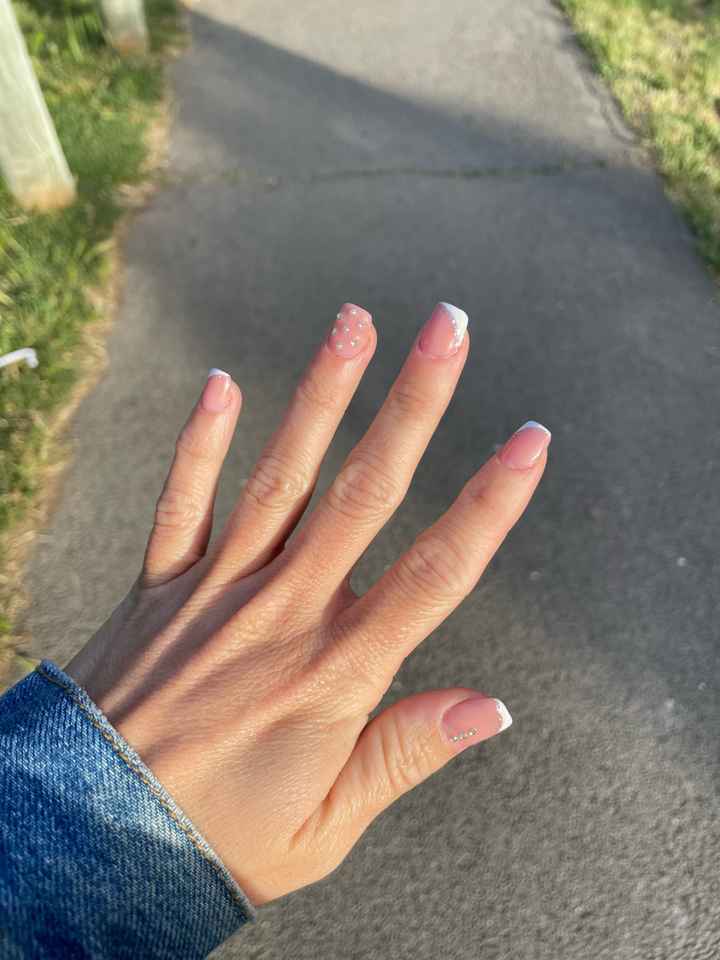 Manicura el día b - 1