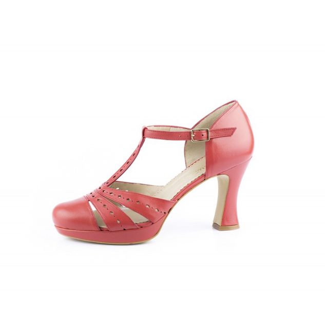 En búsqueda y captura de unos zapatos así - 1