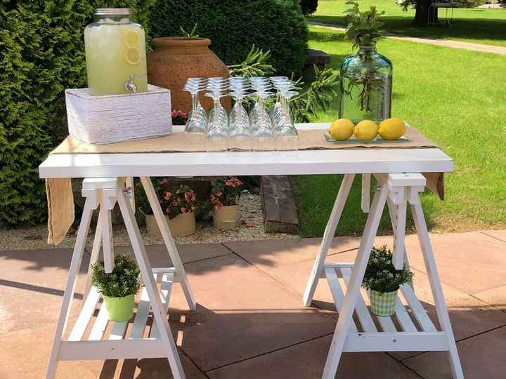 mesa de limonada