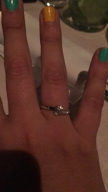 ¡Comparte una foto de tu anillo de compromiso! 😍💍 - 1