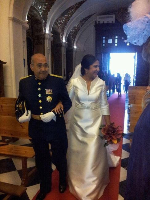 Entrando a la Iglesia