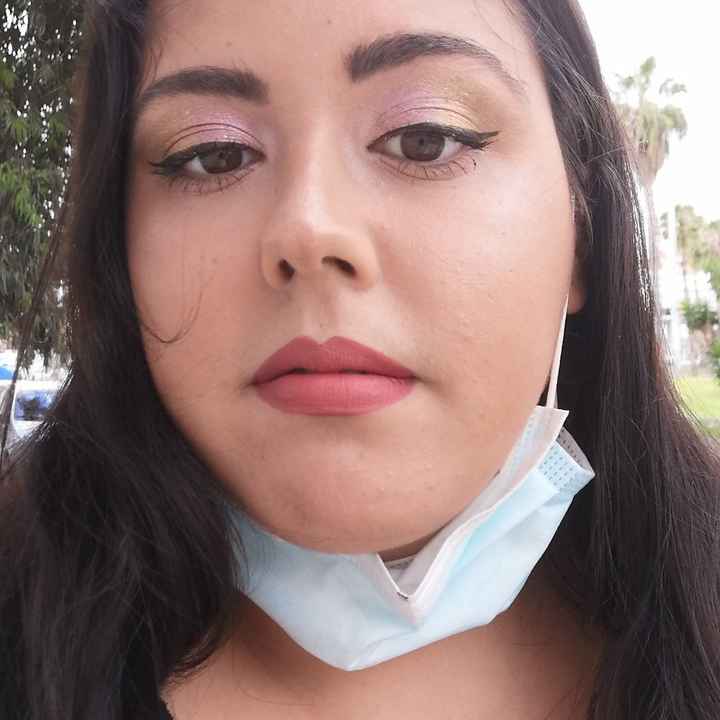 2 Prueba de maquillaje. - 3