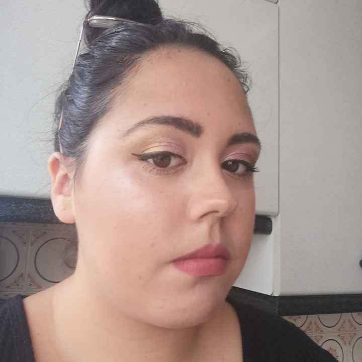 2 Prueba de maquillaje. - 1