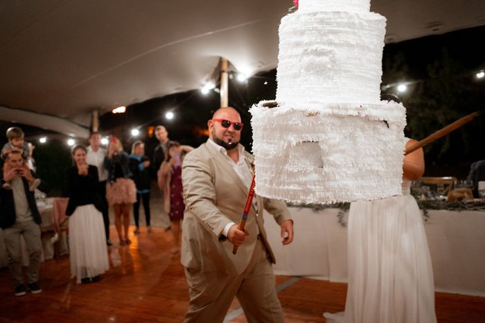 🎂 Una tarta de bodas diferente… ¡y muy divertida! 🎂 4