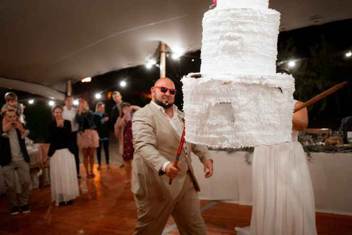 🎂 Una tarta de bodas diferente… ¡y muy divertida! 🎂 - 4