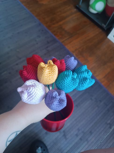 Tulipanes de crochet en vez de tirar el ramo 2